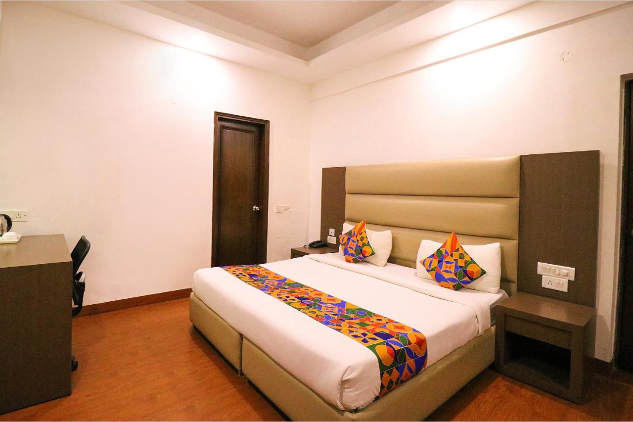 Hotel Bel Morris Nueva Delhi Exterior foto